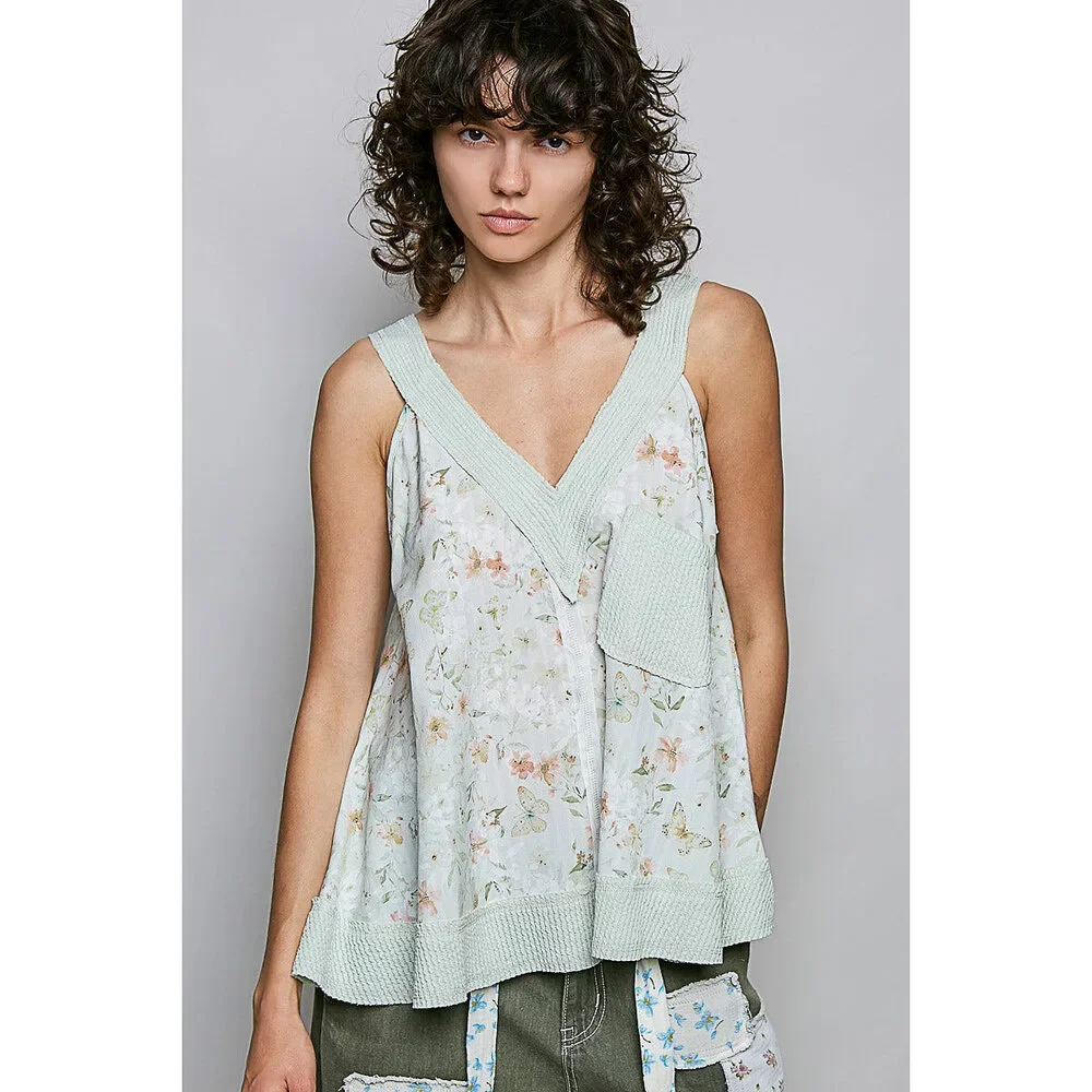 POL Floral V-Neck Tank with Front Pocket